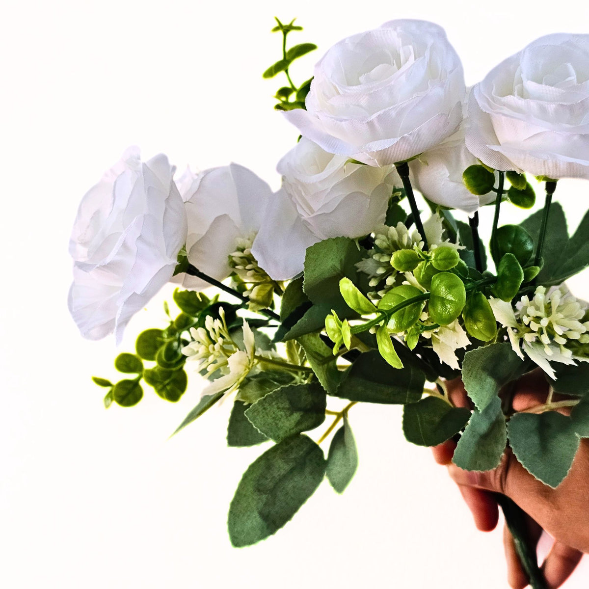 A2046 Rose Bunch With Fillers