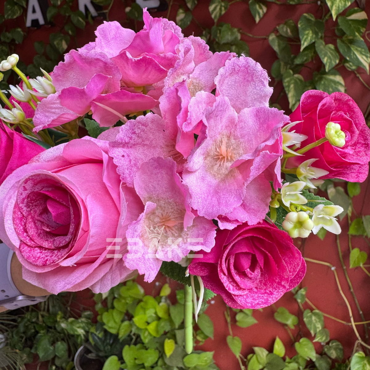 A1539 Artificial Rose Bunch With Fillers Shaded Royal Fuchsia