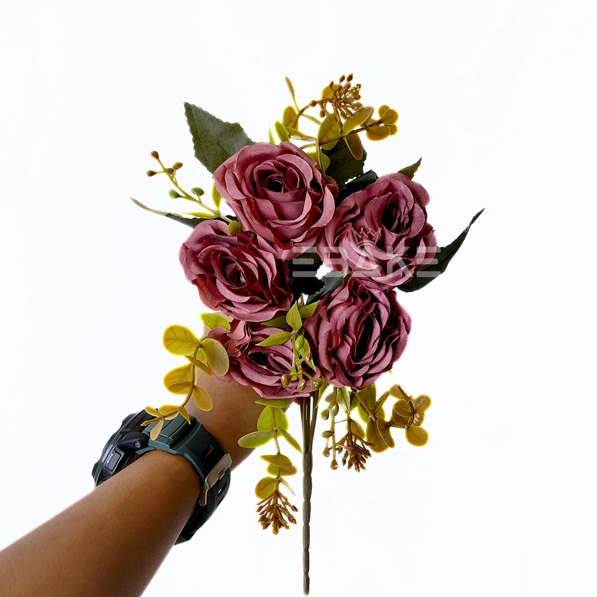 A1841 Rose Bunch With Fillers