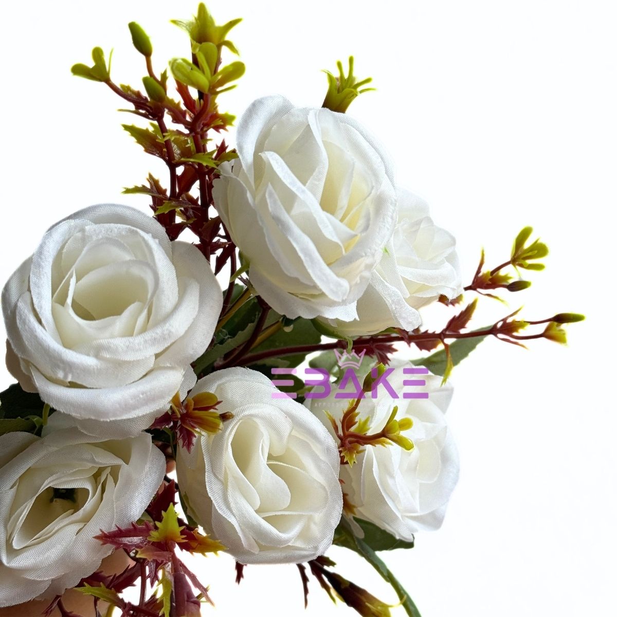 A1942 White Rose Bunch With Fillers (6 Roses & Fillers)