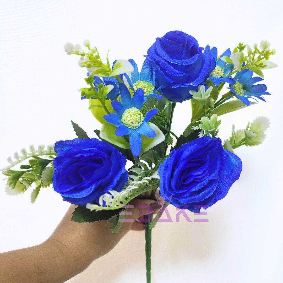 A1444 Blue Rose Bunch (3 Roses With Fillers)