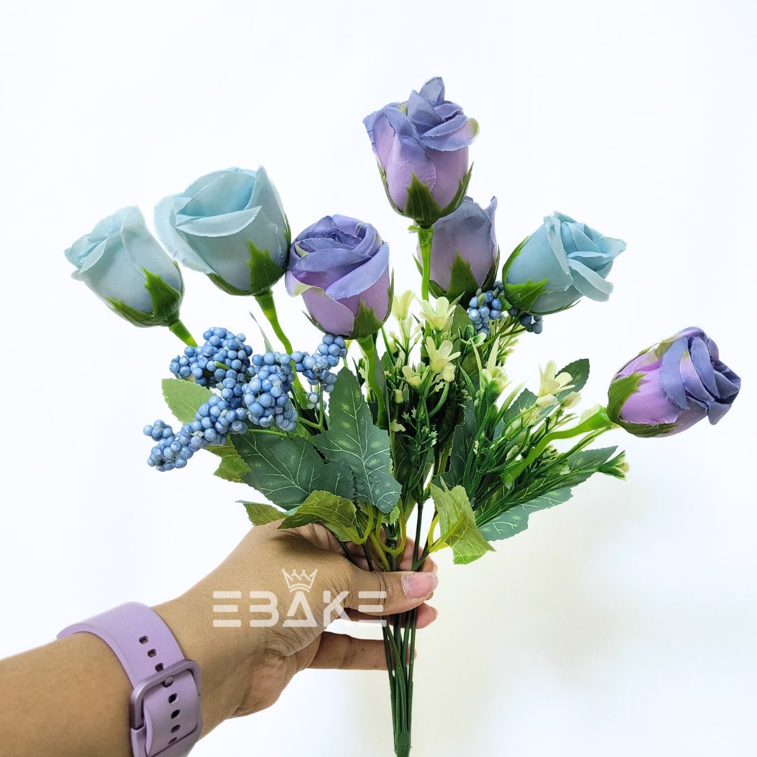 A1324 Blue Bud Rose Bunch With Fillers (7 Bud Roses & Fillers)