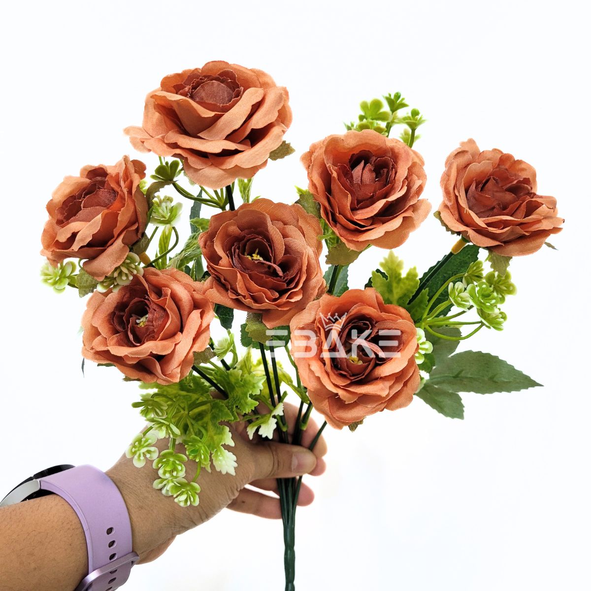 A1573 Small Rose Bunch (7 Roses With Fillers) Brown