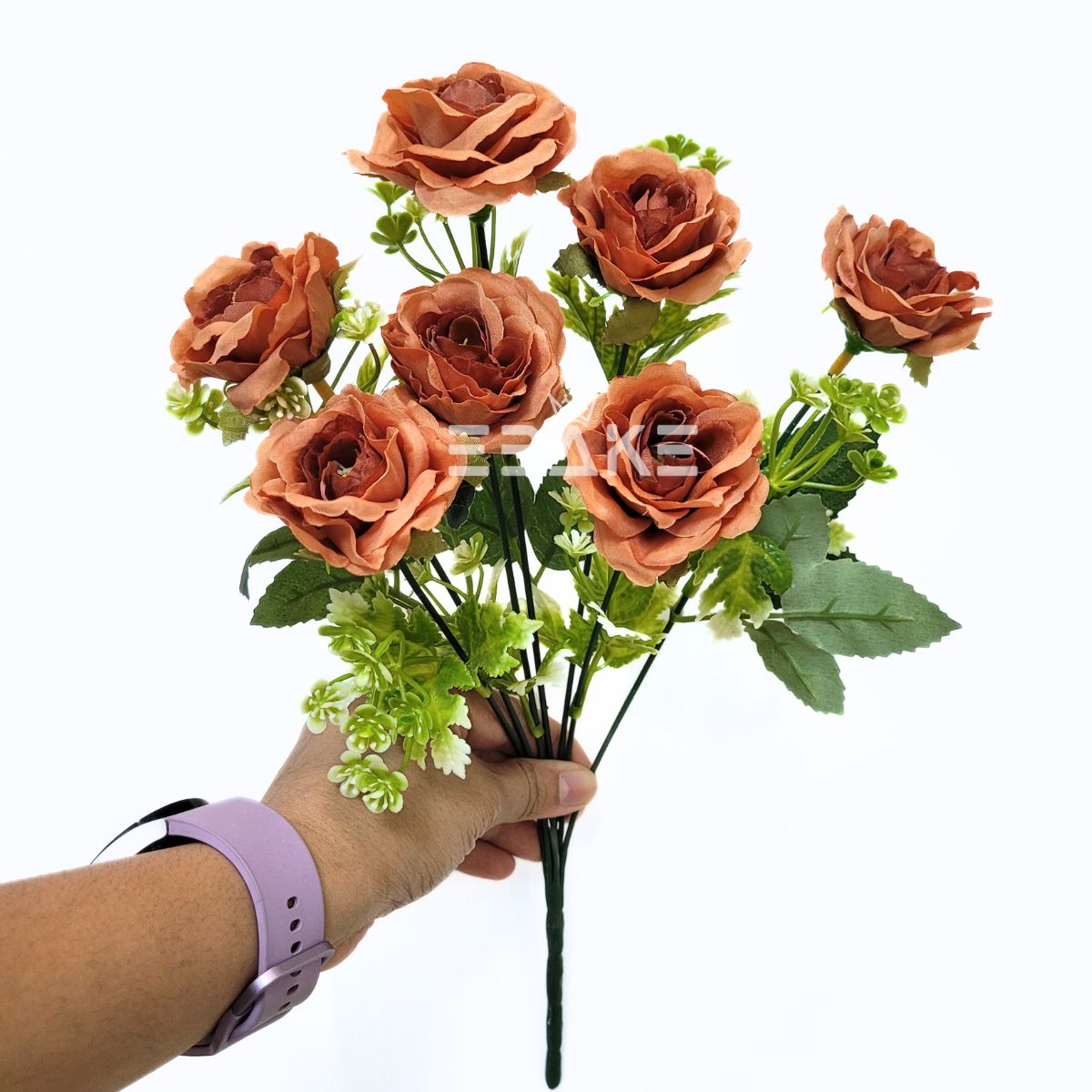 A1573 Small Rose Bunch (7 Roses With Fillers) Brown
