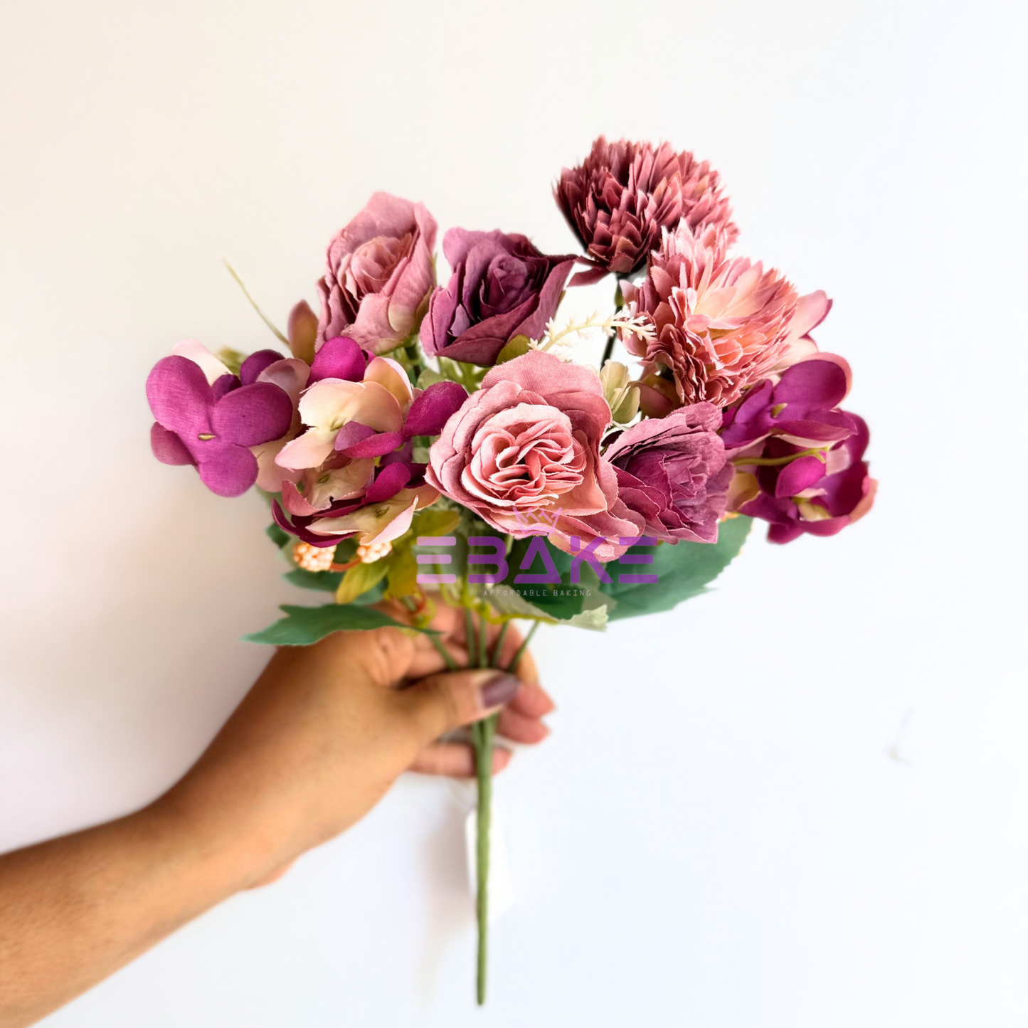 A1470 Mixed Flower Bunch With Fillers (Rose & Dahlia)