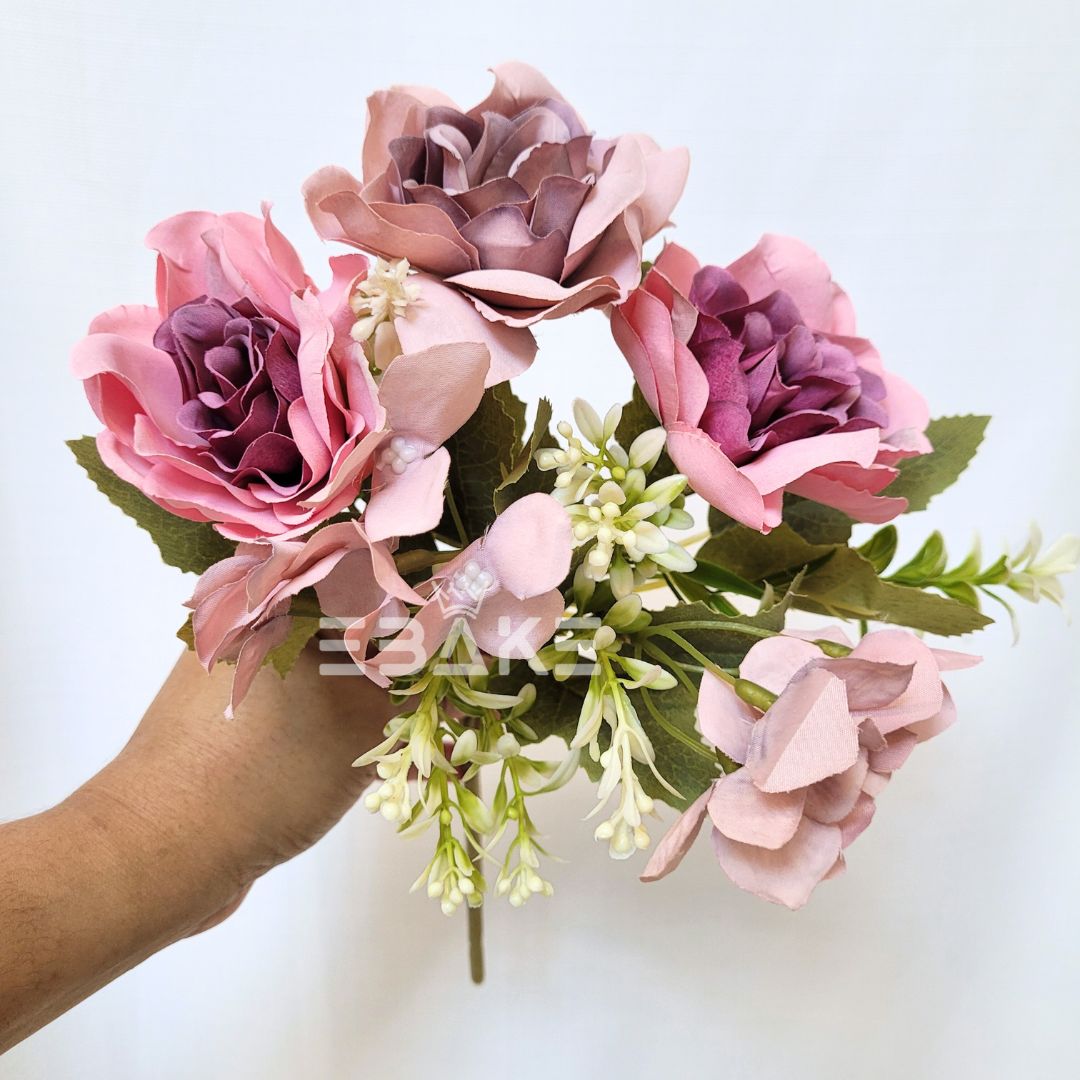 A1378 Rose & Hydrangea Bunch With Fillers