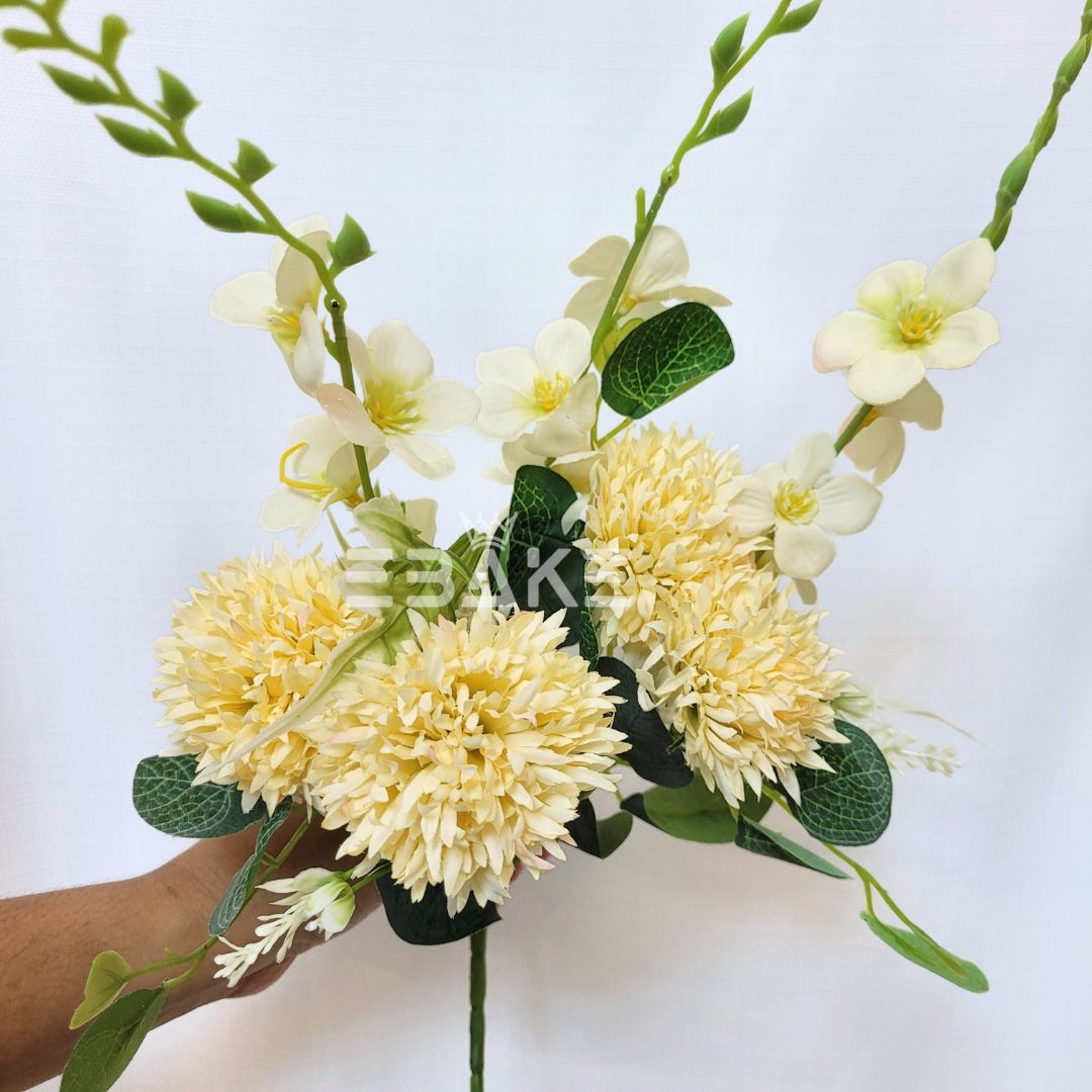 A1388 Dahlia Bunch With Fillers