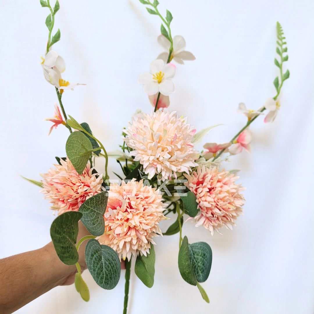 A1390 Dahlia Bunch With Fillers Light Peach