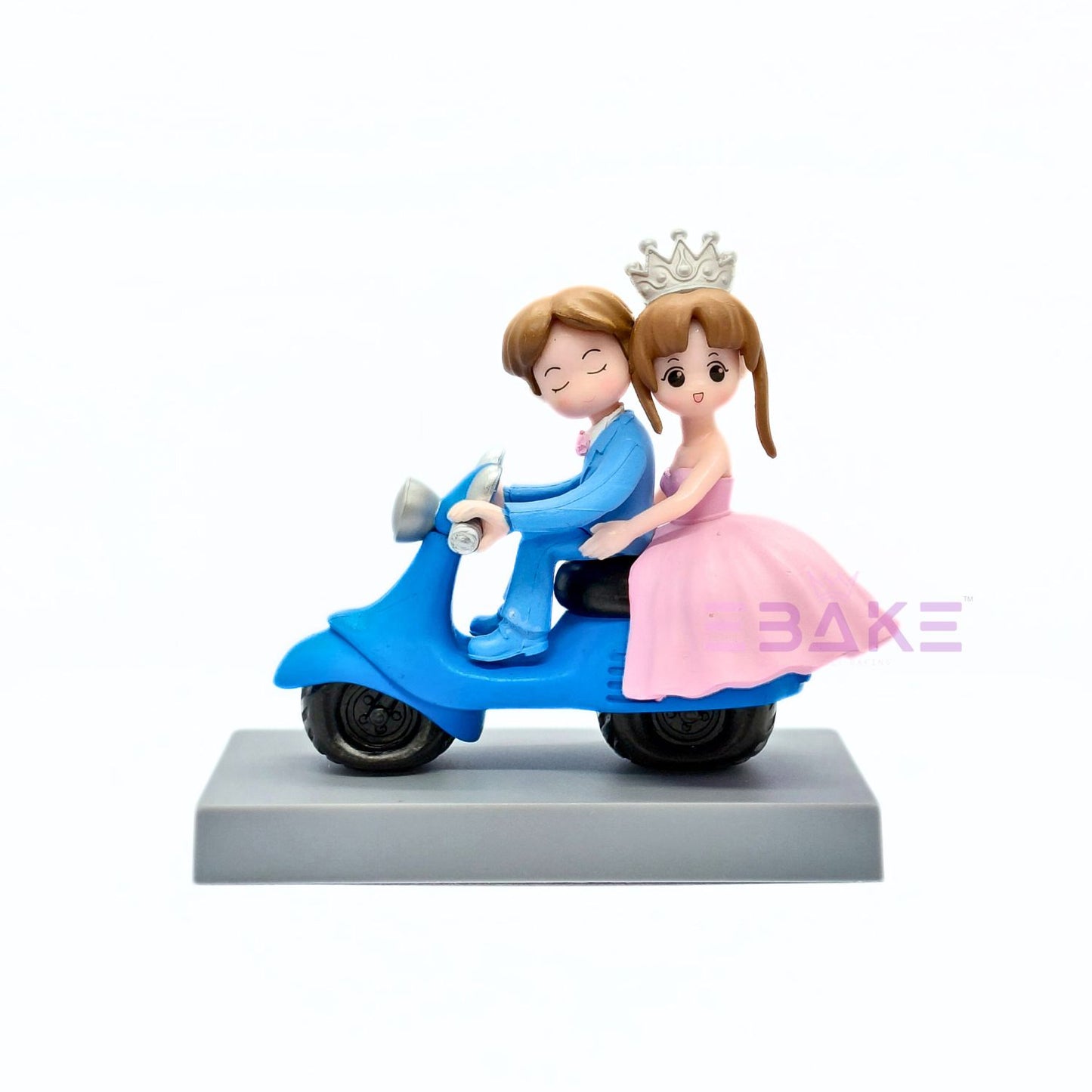 Cute Couple Figurine