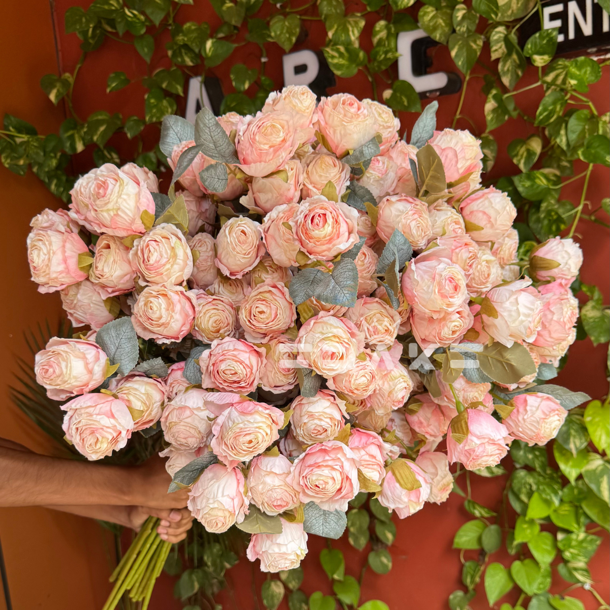 A1519 Premium Lifelike Dried Finish Rose Bunch (Shaded Blush Pink)