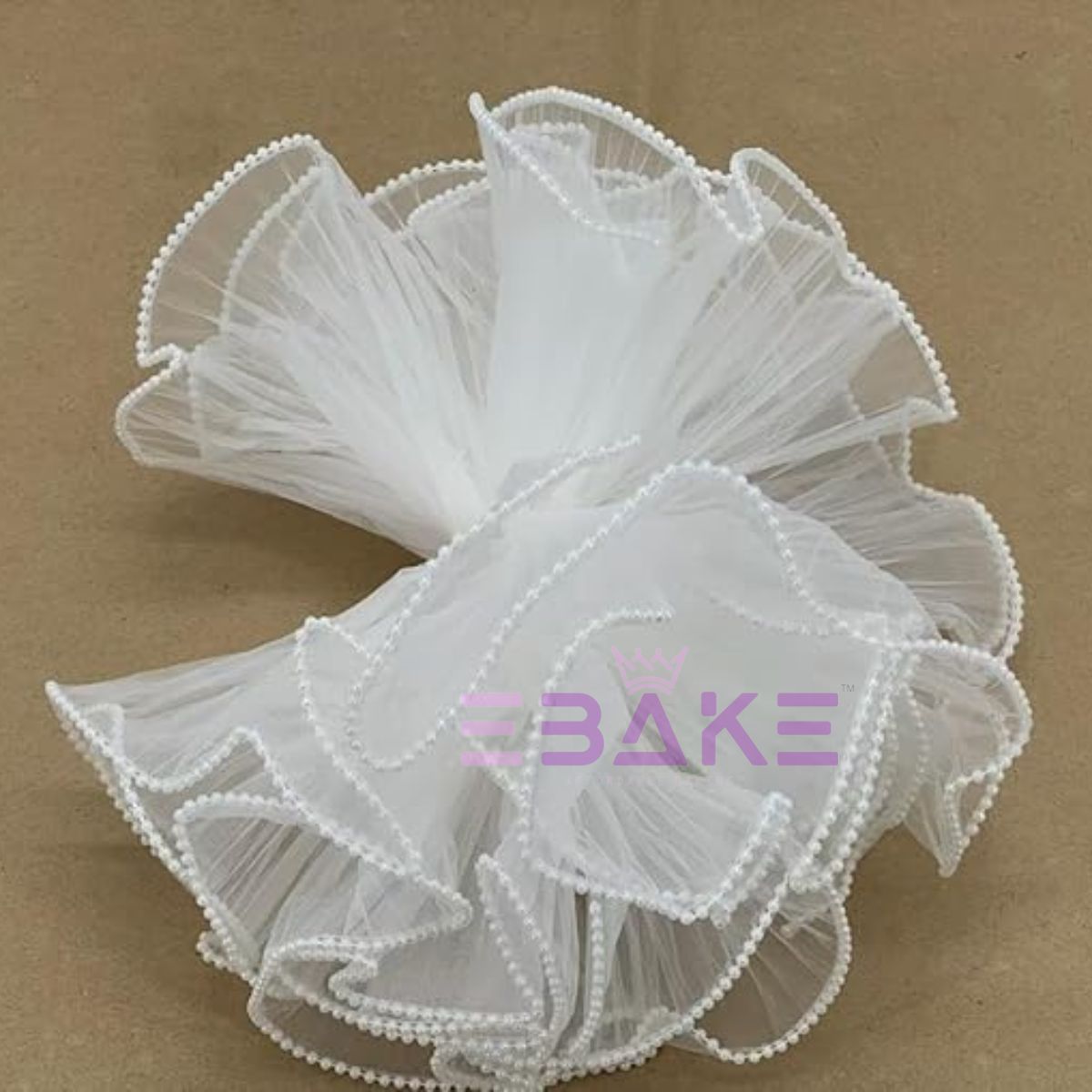 White Pleated Pearl Net for Flower Bouquet Wrapping (Noor Net) Wrinkled Wave Mesh For Wedding Cake