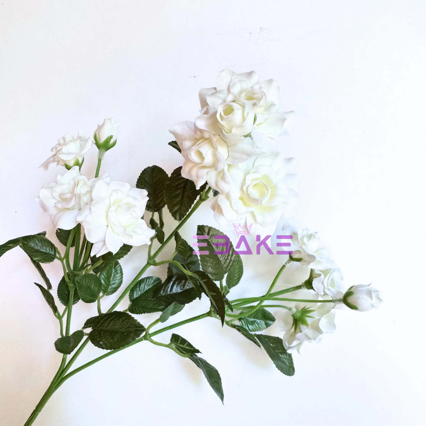 A1510 Realistic Rose Bunch (6 Roses With Fillers) White