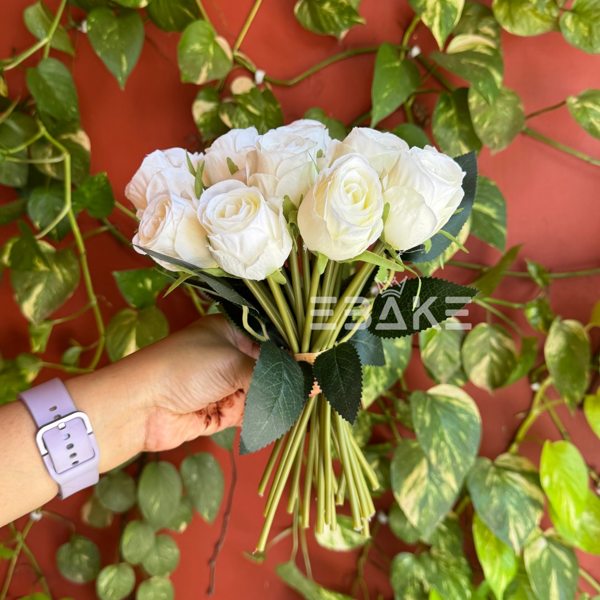 A1525 Artificial Rose Bouquet/Rose Bunch Bridal Bouquet (Off-White) 18 Roses