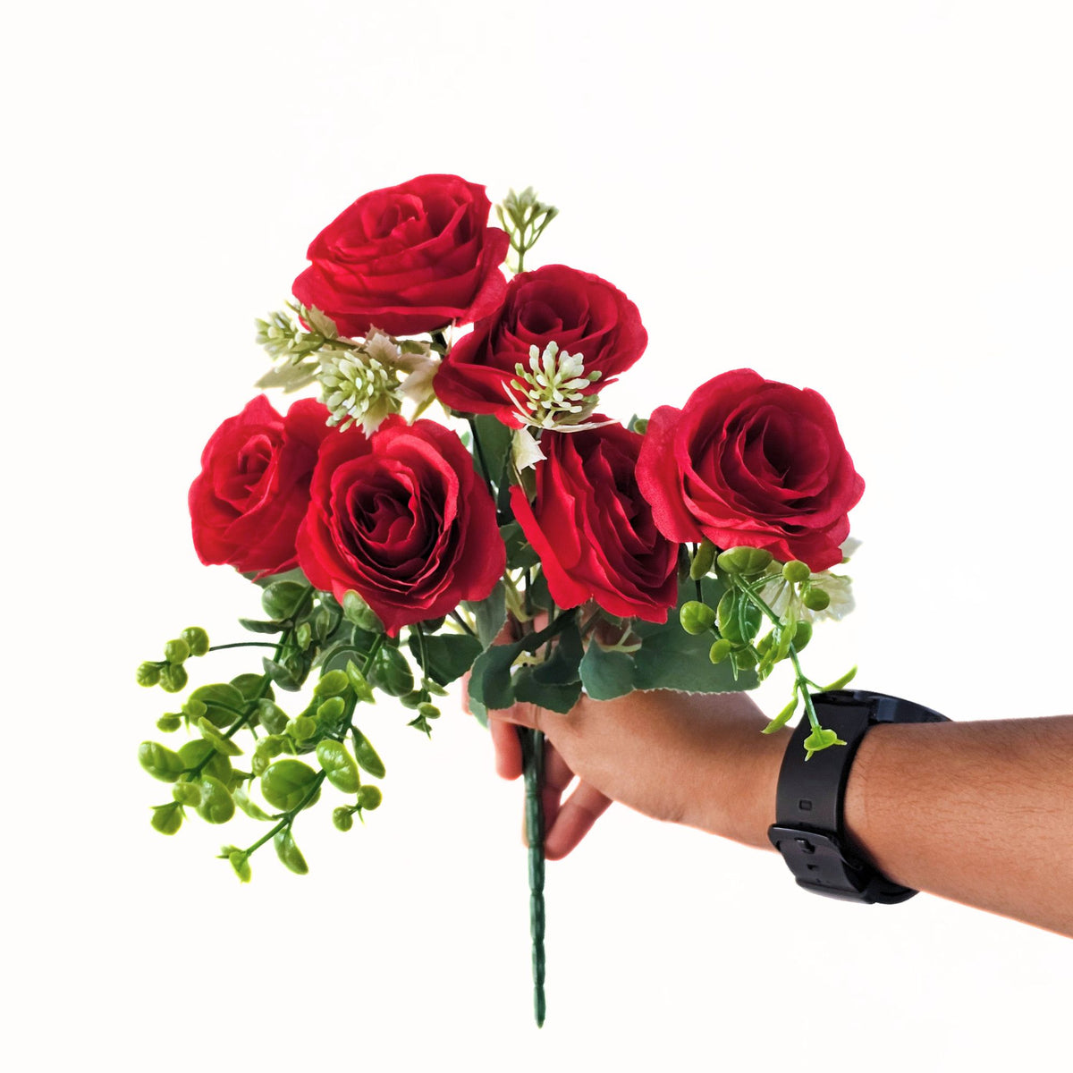 A2047 Rose Bunch With Fillers