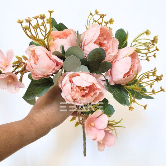 A1402 Blush Pink Peony Bunch With Fillers (5 Peonies)