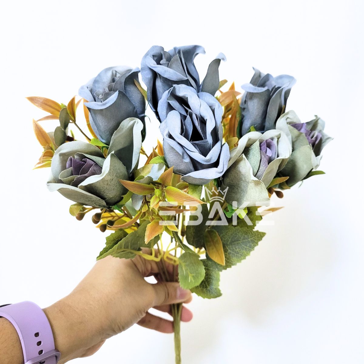 Powdered Roses A1604 Powdered Blue Bud Rose Bunch With Fillers (7 Roses) – EBAKE