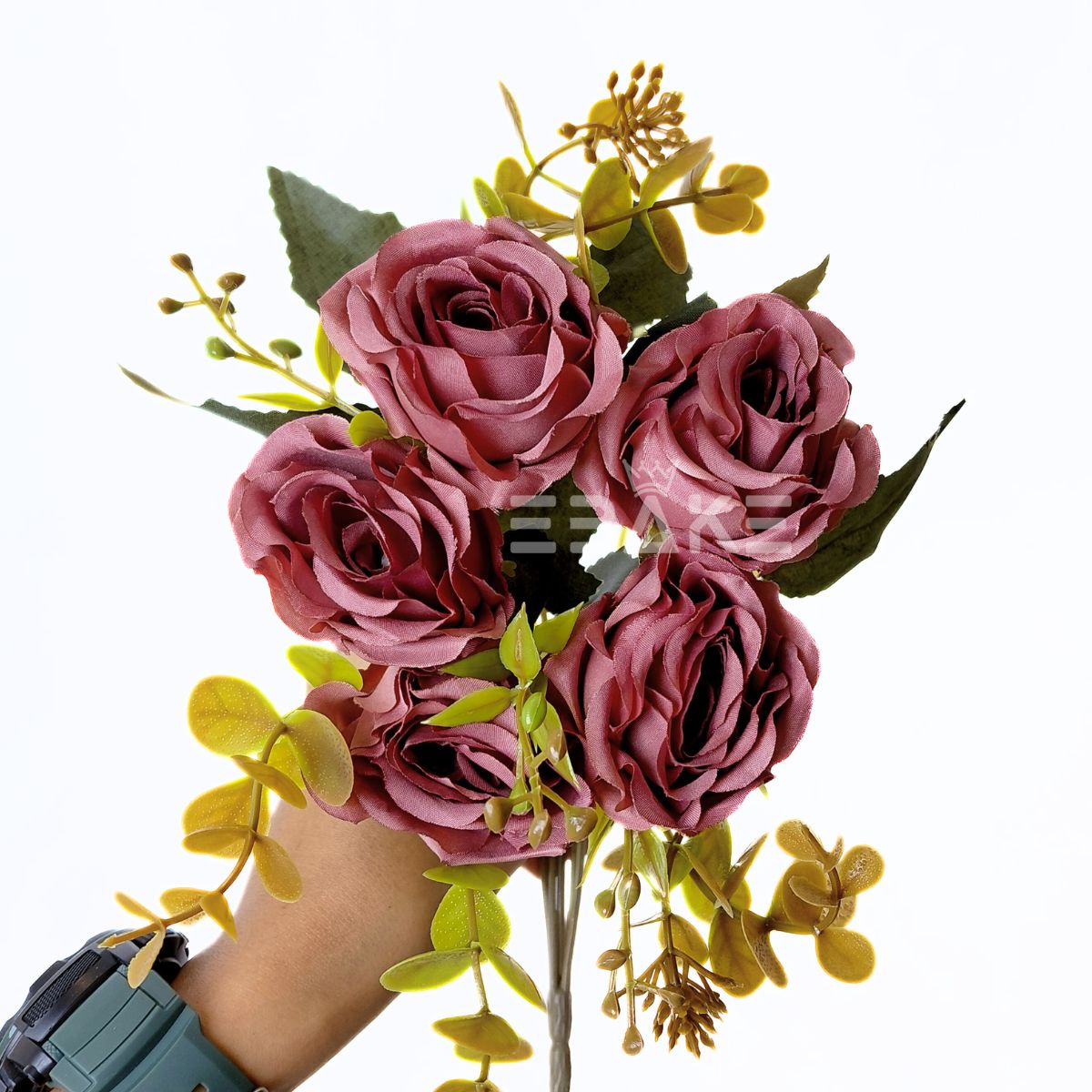 A1841 Rose Bunch With Fillers