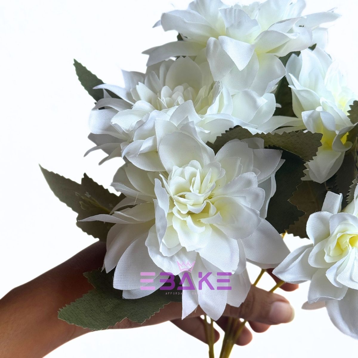 A1724 White Dahlia Bunch With Fillers