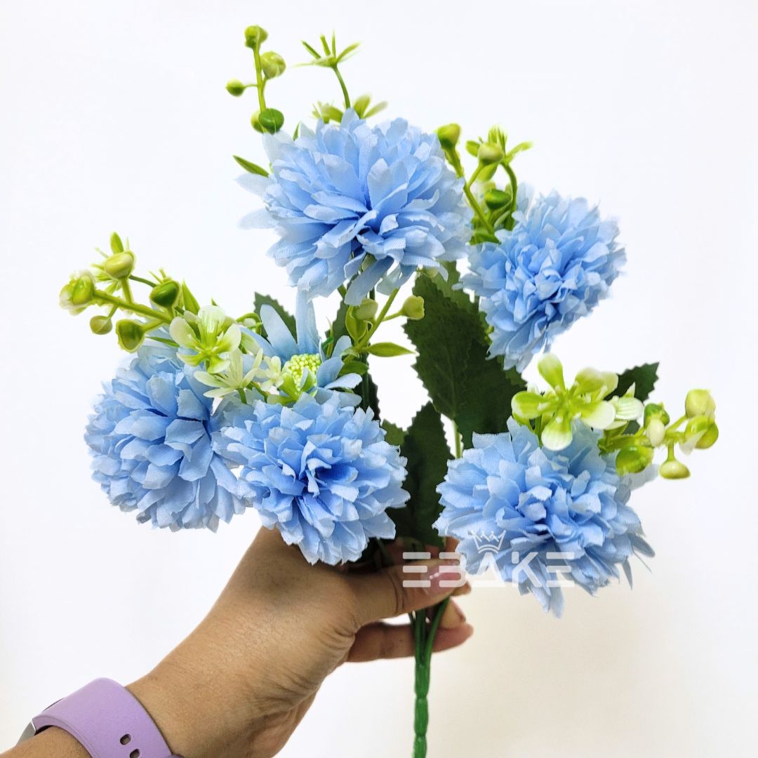 A1315 Blue Dahlia Daisy Bunch With Fillers