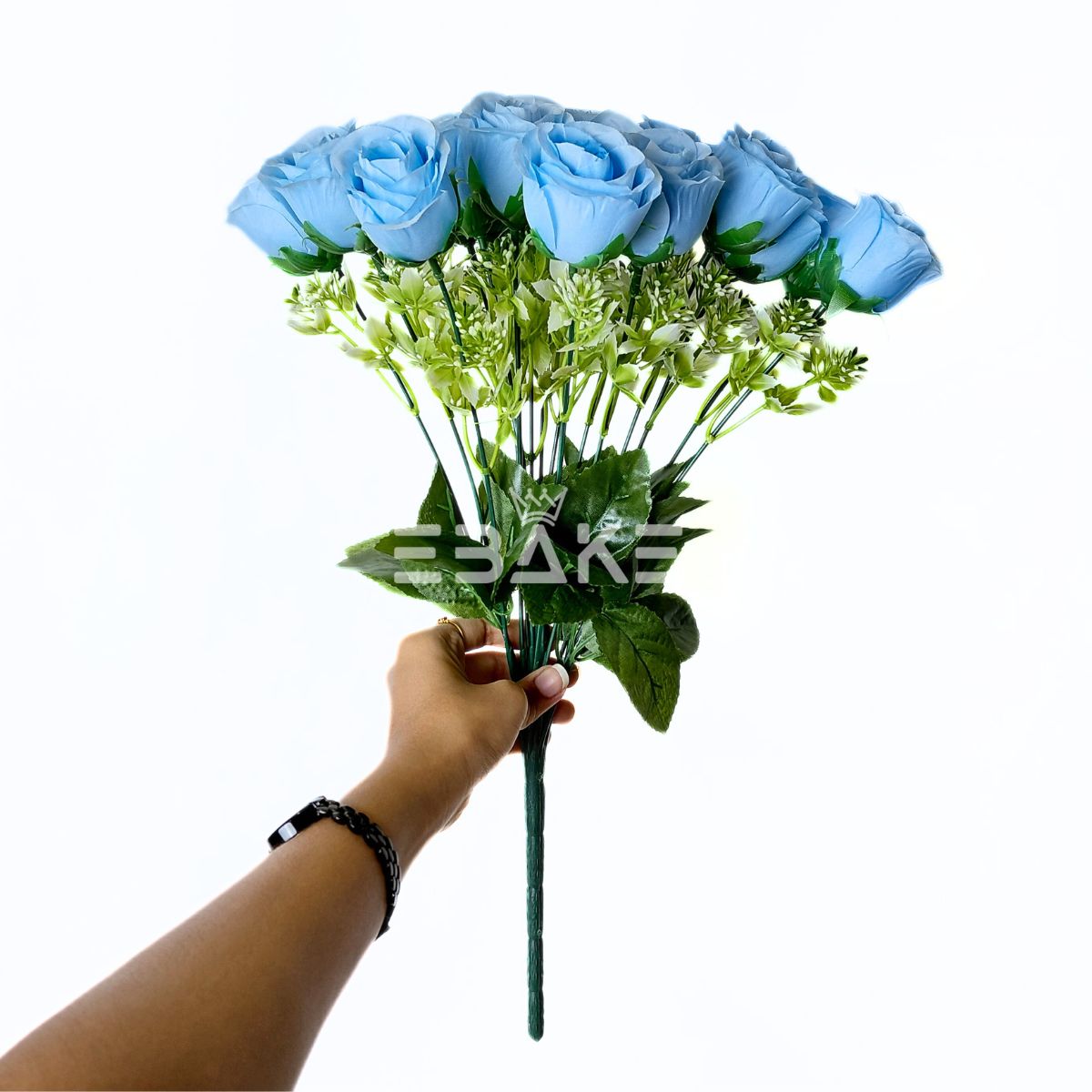 A1859 Blue Rose Bouquet Bunch With Fillers (18 Roses & Fillers)