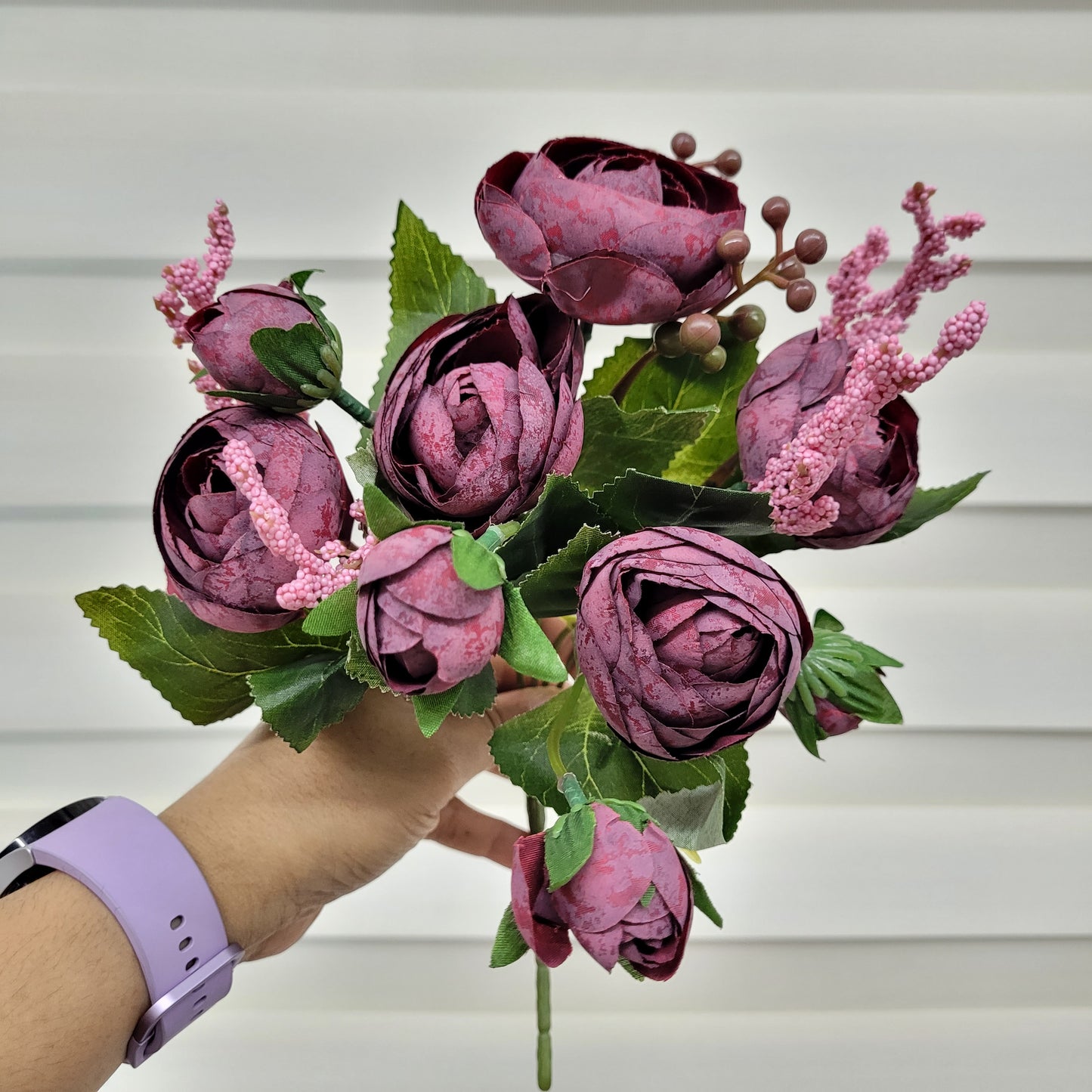 A956 Peony Bunch With Fillers & Leaves (5 Peonies with Buds, Fillers & Leaves)