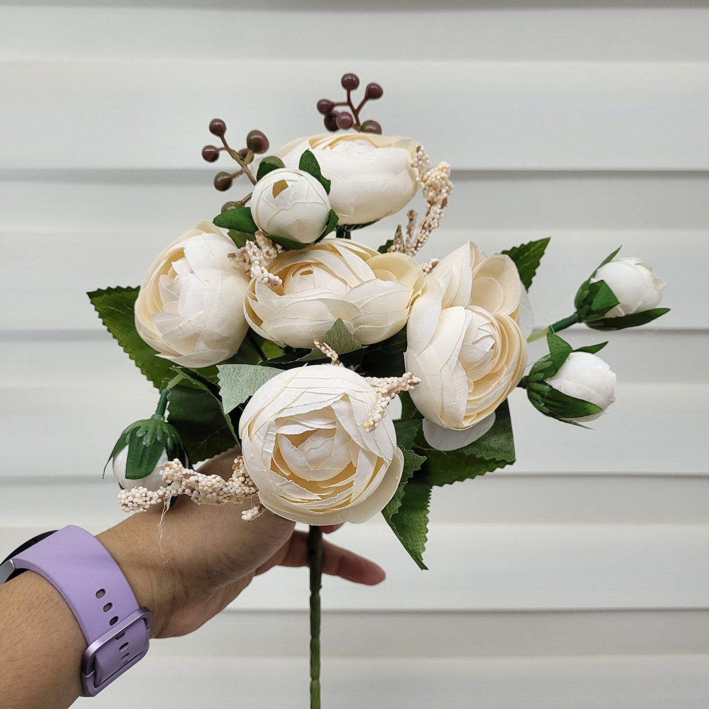 A957 Peony Bunch With Fillers & Leaves (5 Peonies with Buds, Fillers & Leaves)