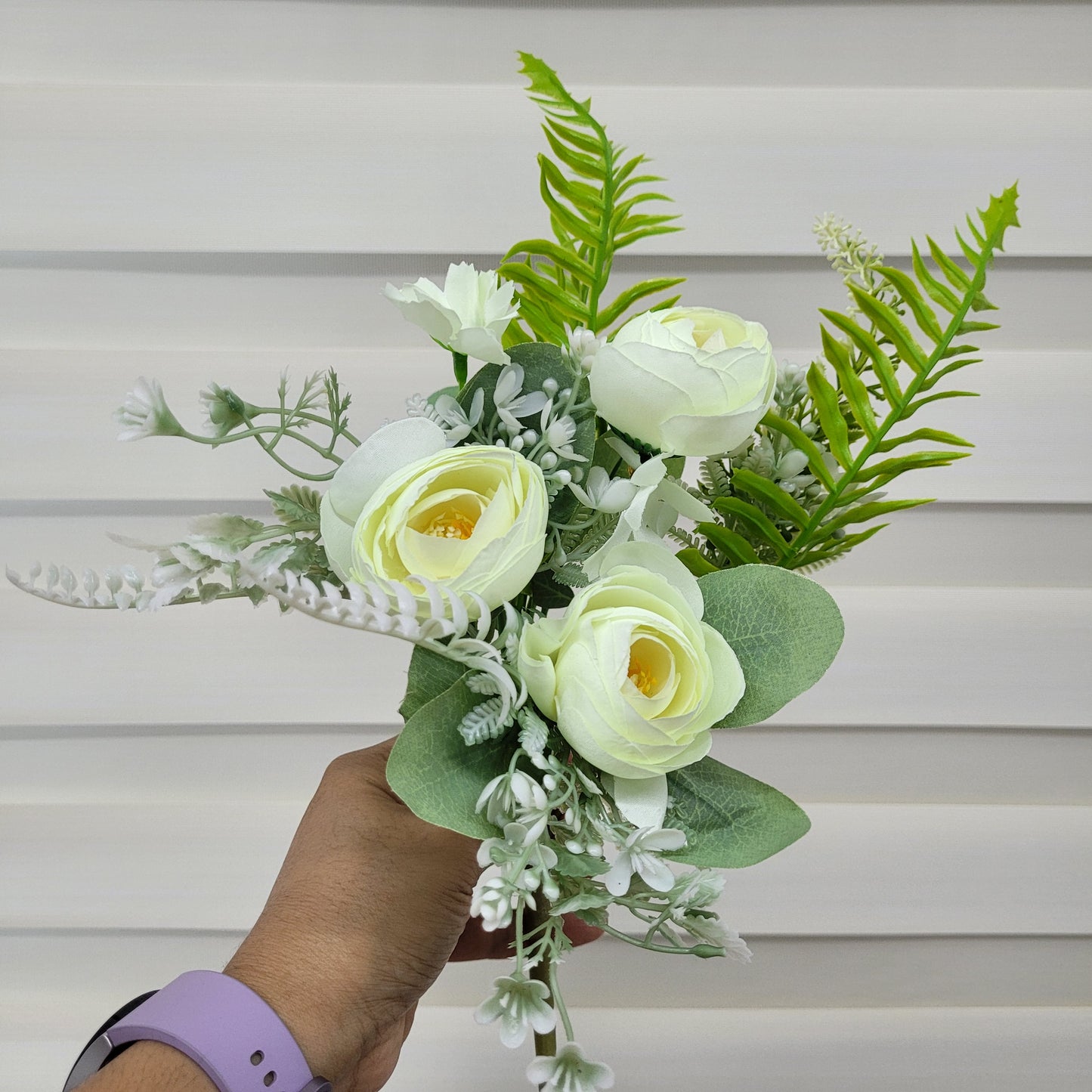 A966 Off White Peony Bunch With Fillers (3 Peonies)