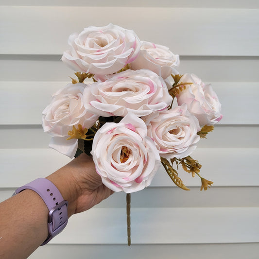 A997 Shaded Pink & White Rose Bunch With Fillers (7 Roses)