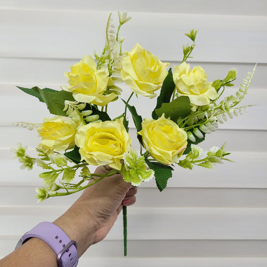 A1164 Yellow Rose Bunch (6 Roses With Fillers)