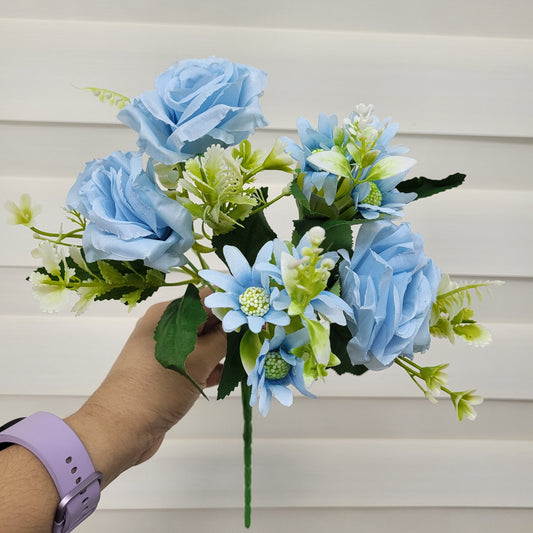 A1183 Blue Rose Bunch (3 Roses With Fillers)