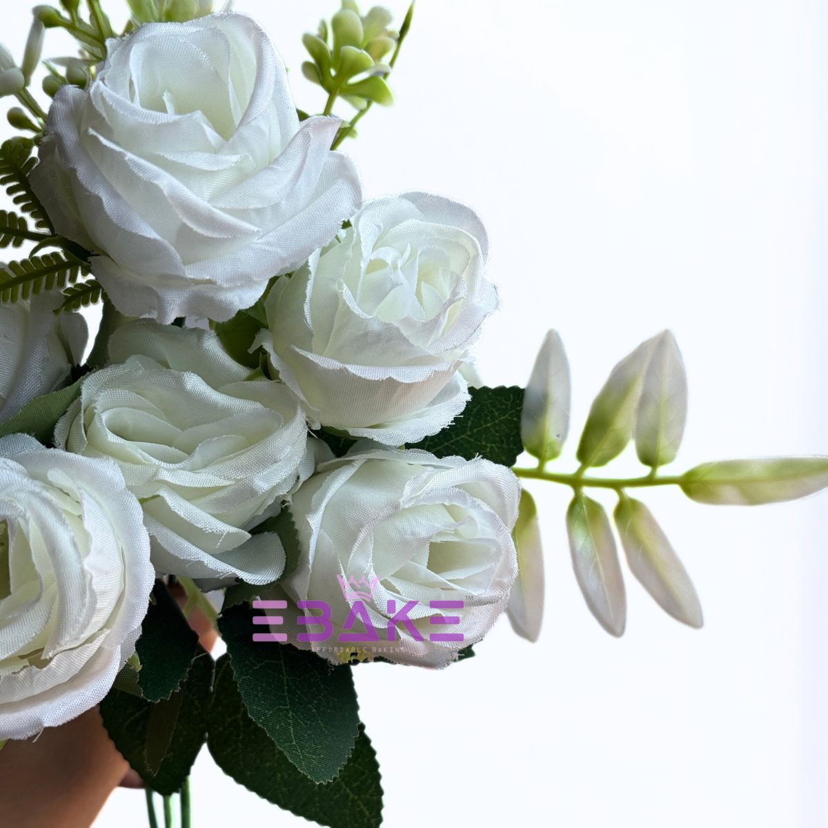 A1971 Rose Bunch With Fillers (White)