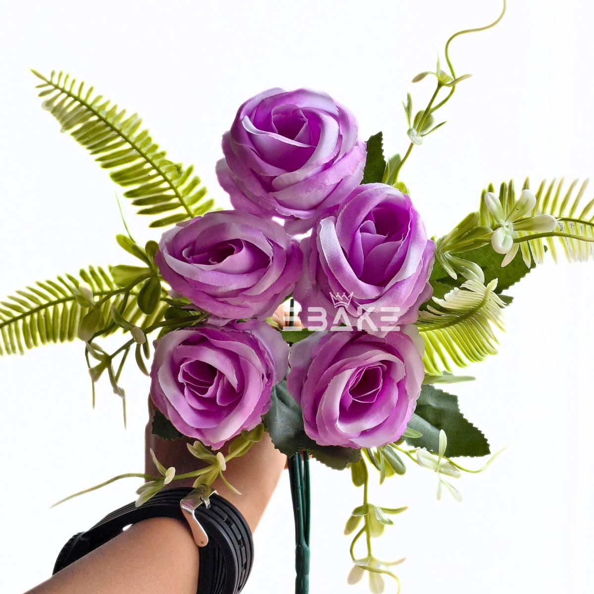 A2024 Rose Bunch With Fillers (Lavender)