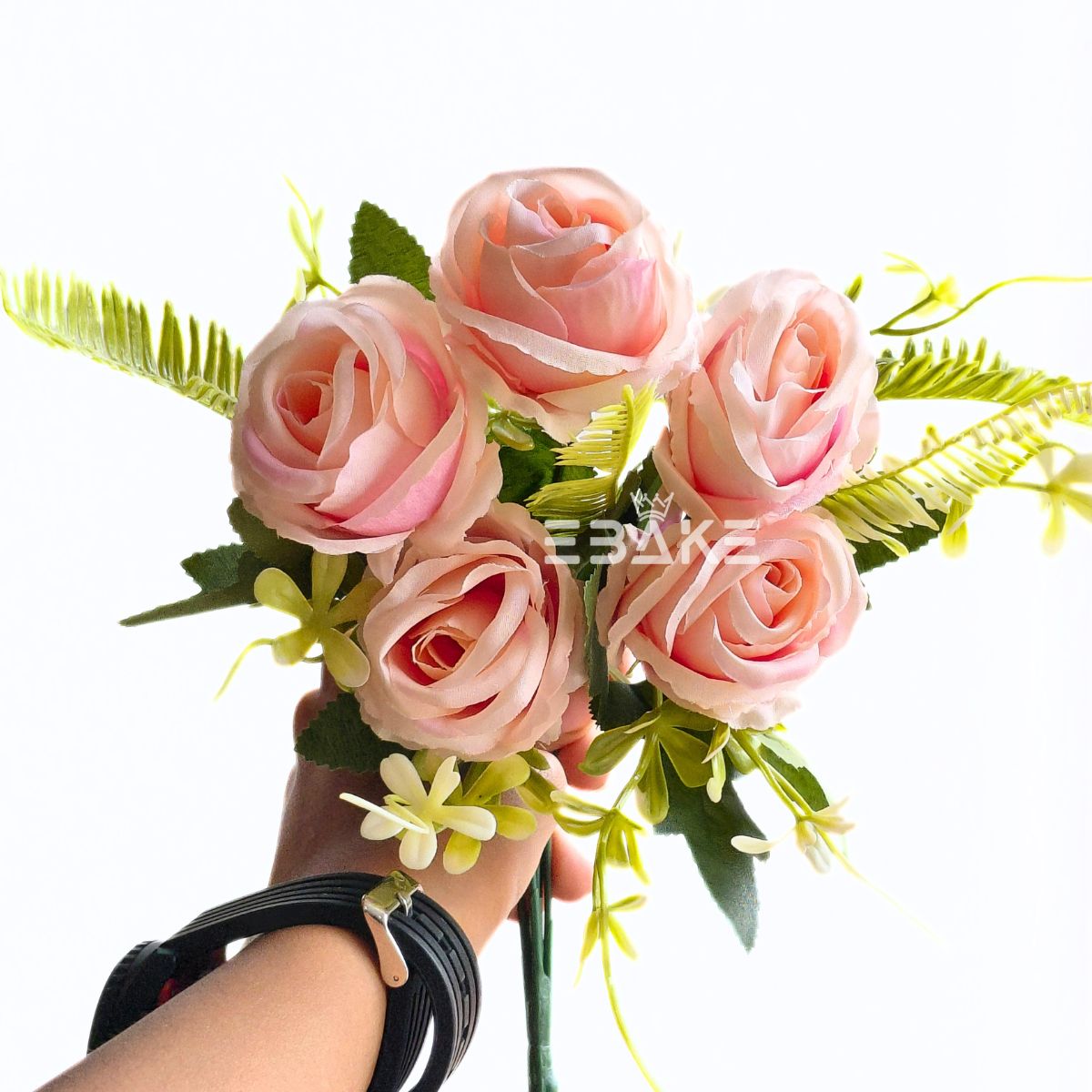 A2025 Rose Bunch With Fillers (Peach)