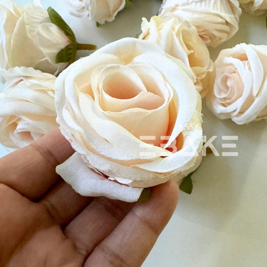 Small Rose - A1029 Off-White