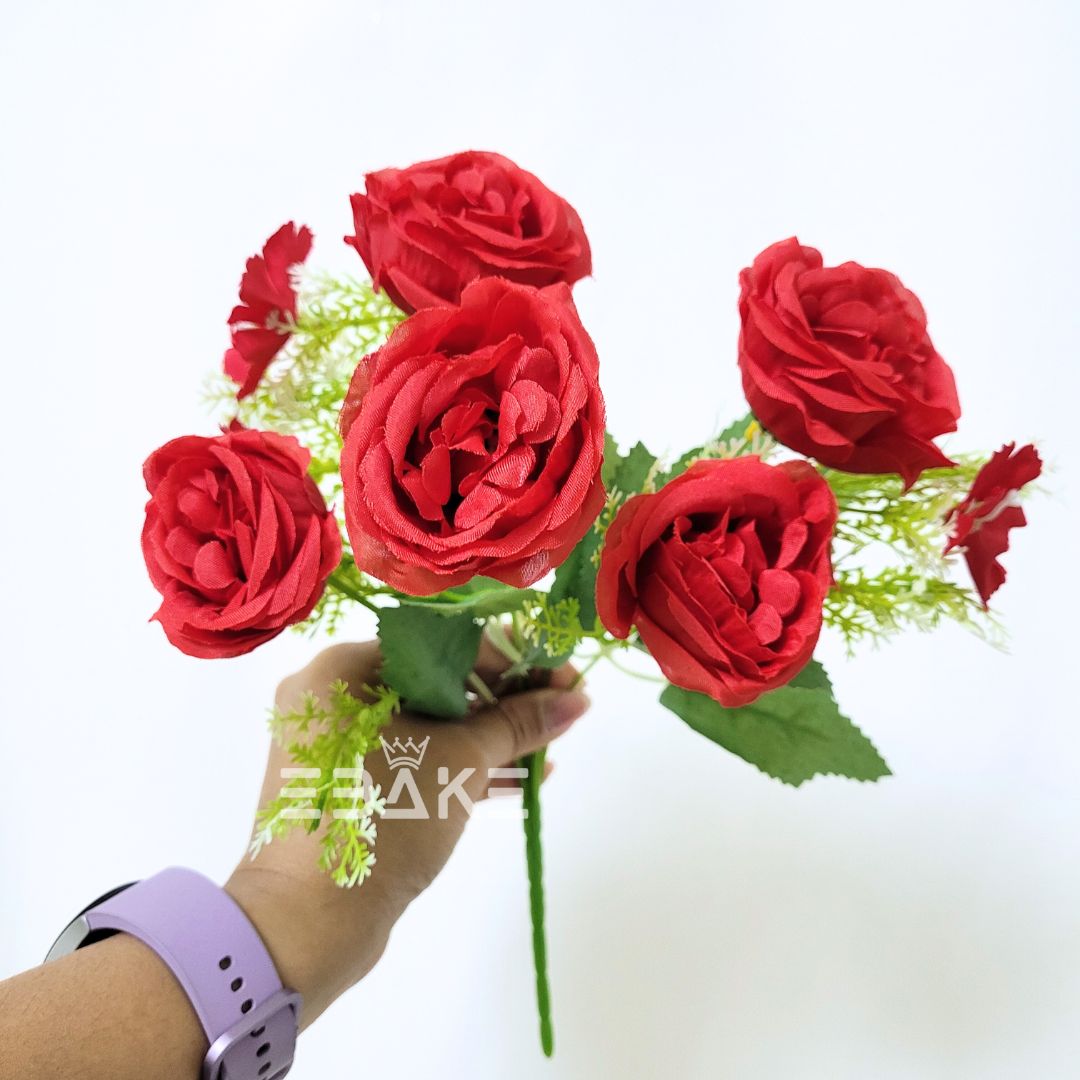 A1238 Red Rose Bunch With Fillers (5 Roses & Fillers)