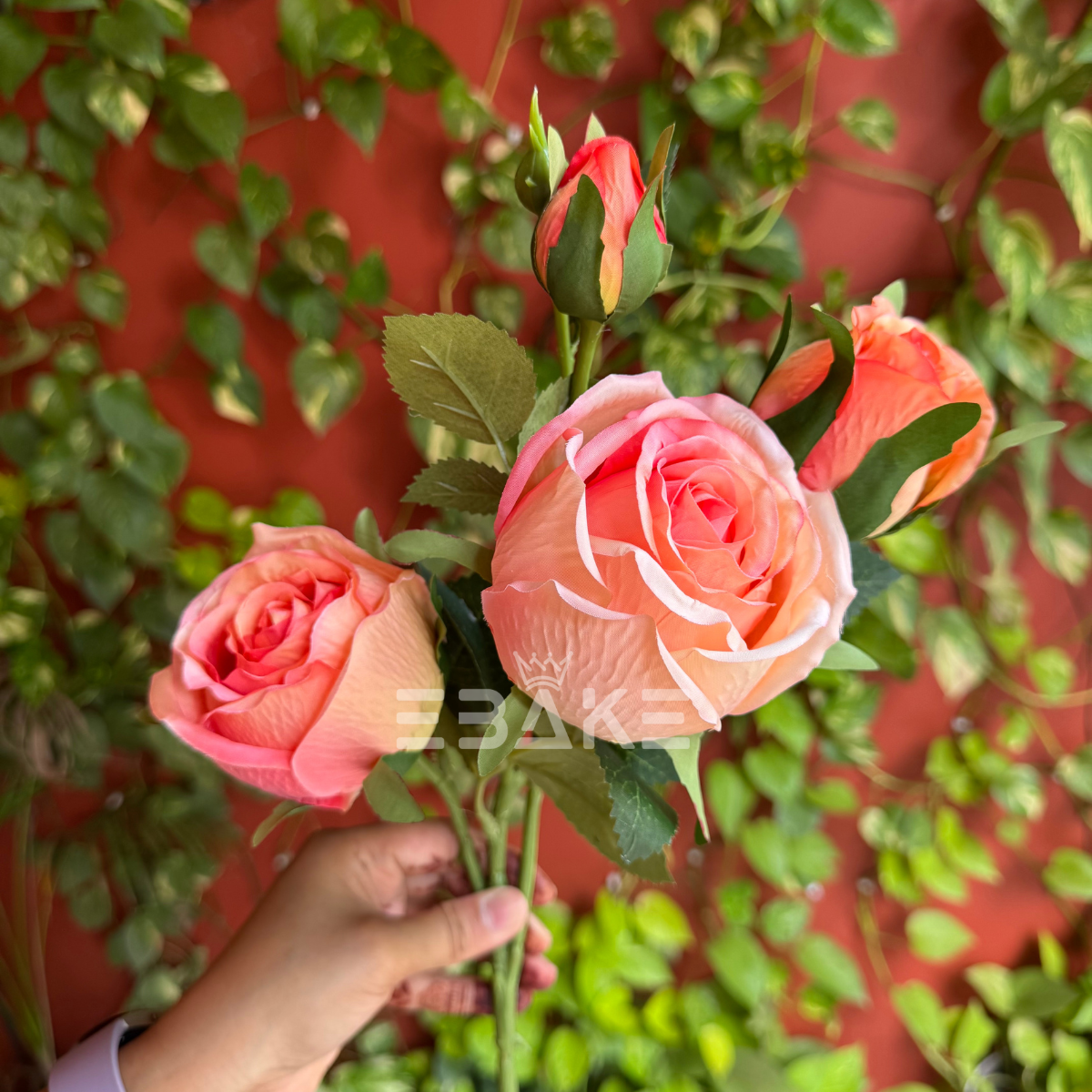 A1531 Premium Lifelike Rose Bunch Large