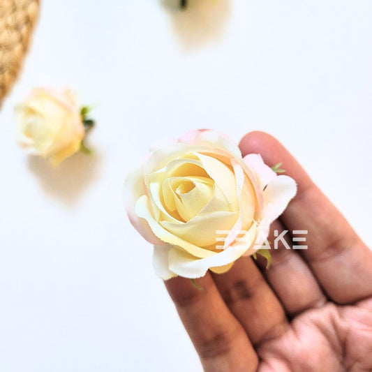 Mini Rose - A2239 Light Yellow