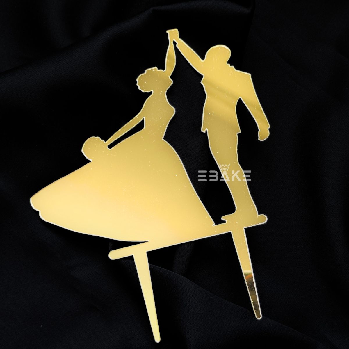 Couple Line Art Cake Topper