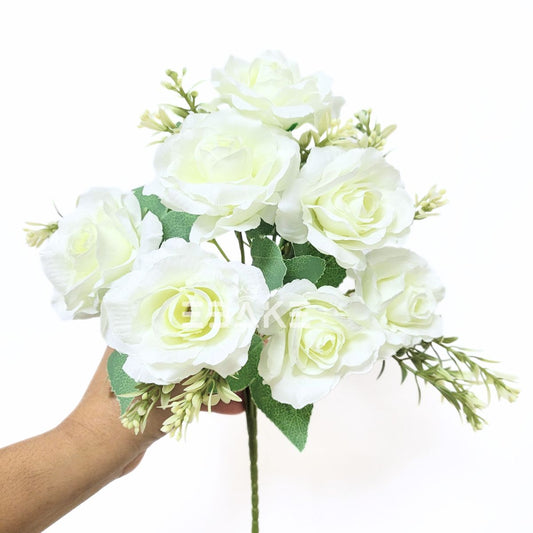 A1643 White Rose Bunch