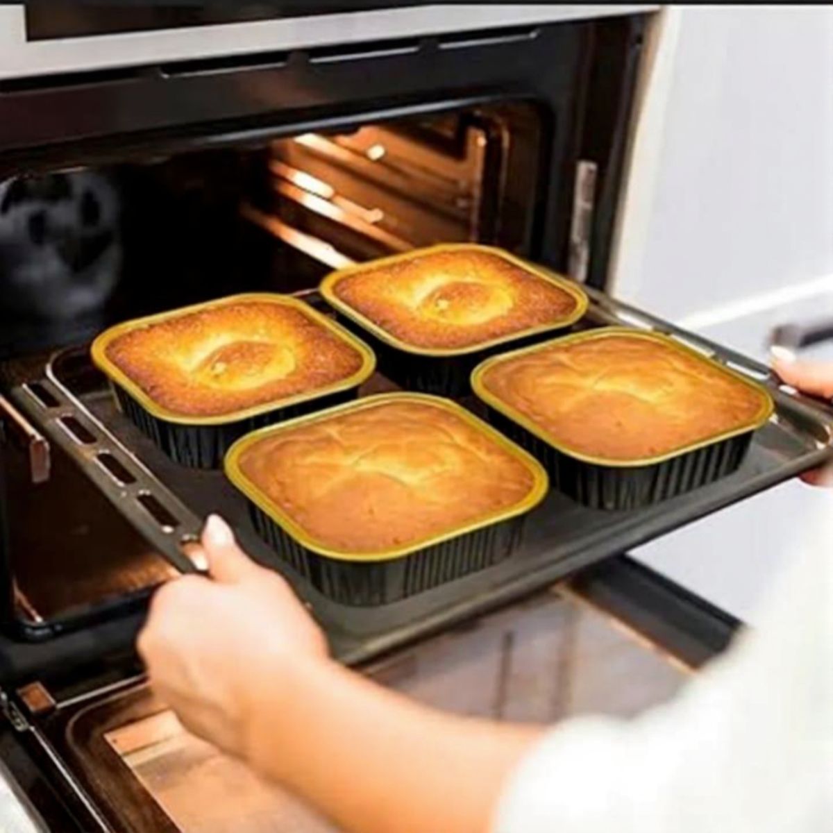 Aluminium  Foil Square Baking Cup With Lid (Black)