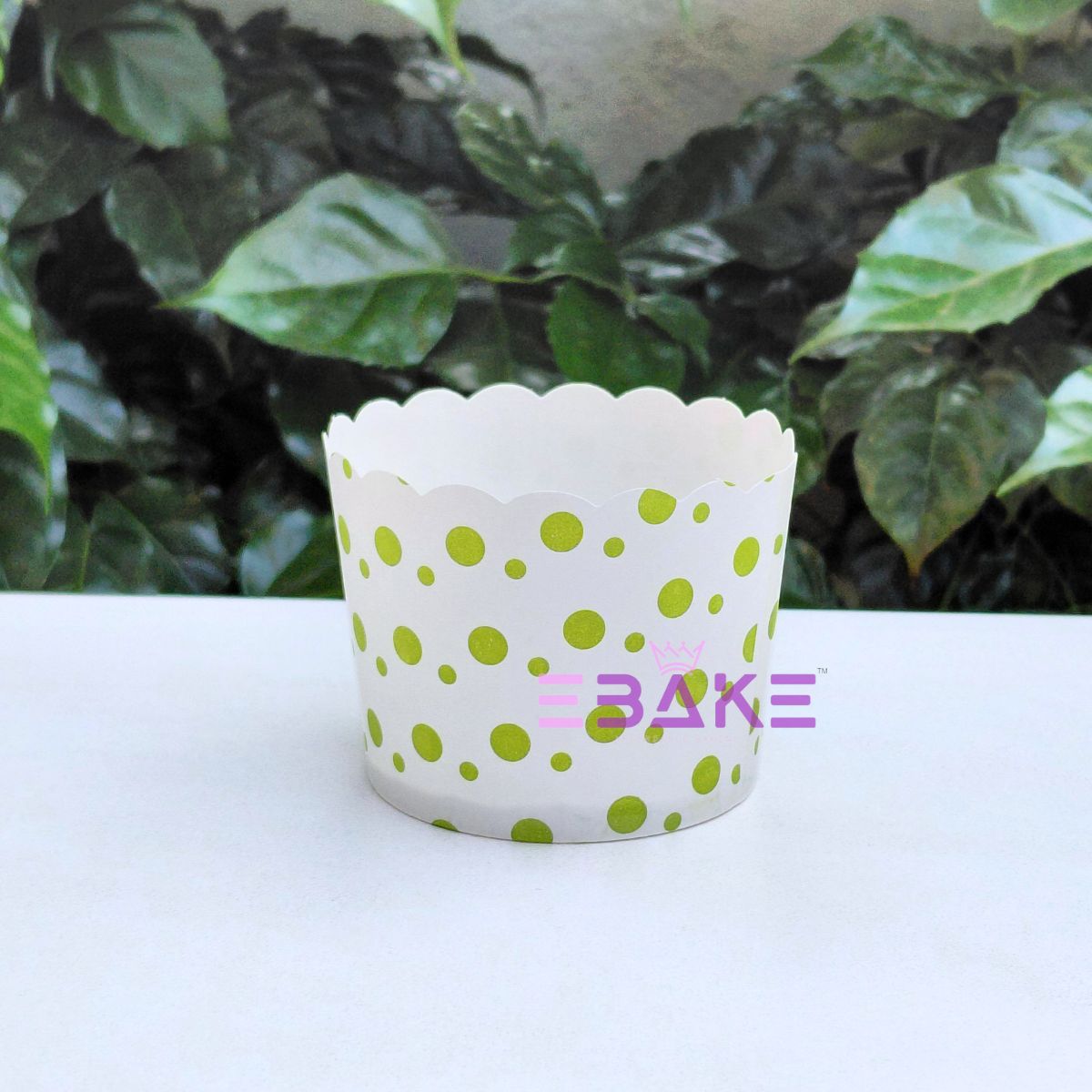 Polka Dot Printed Paper Muffin Cup- Set Of 50 Pieces Medium (Green)
