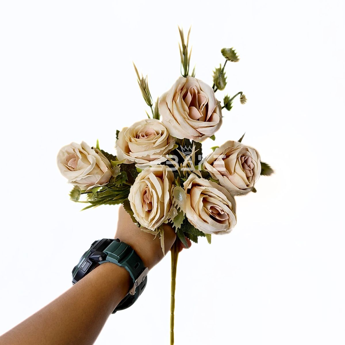 A1818 Rose Bunch With Fillers (Beige)