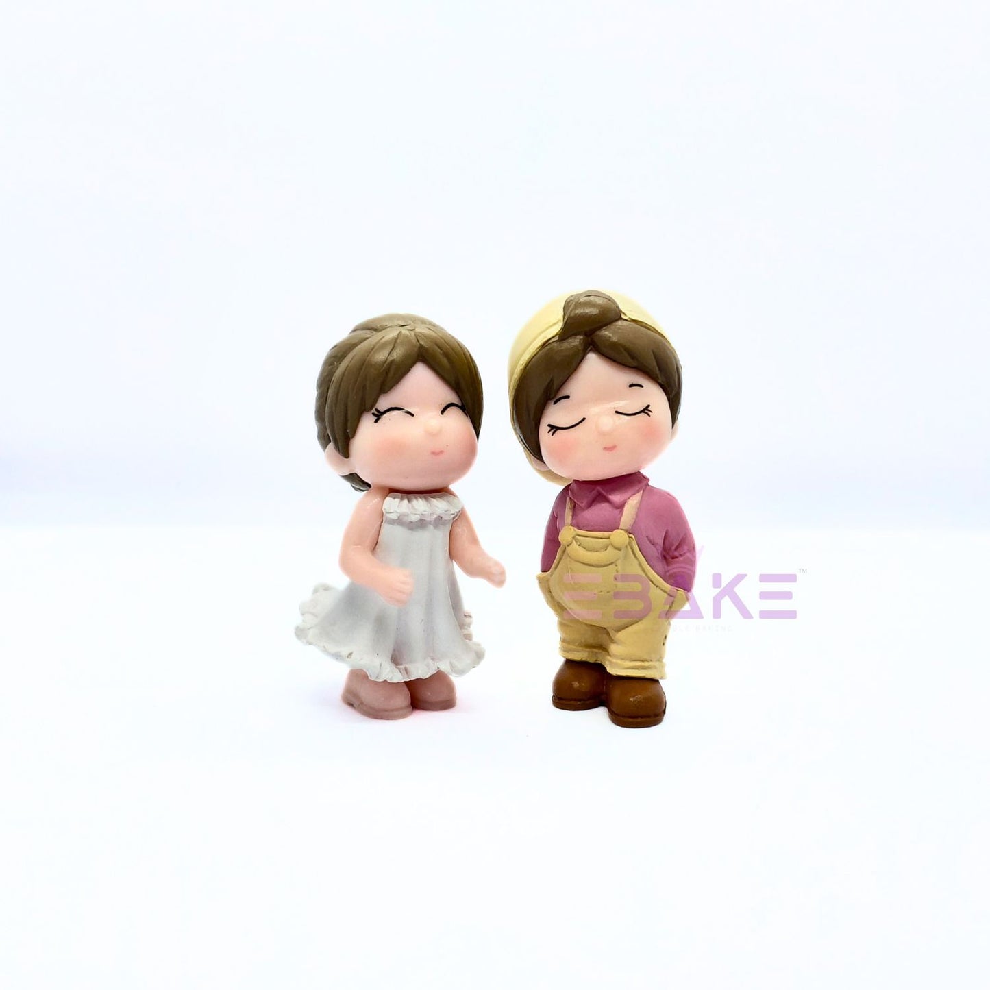 Cute Couple Figurine