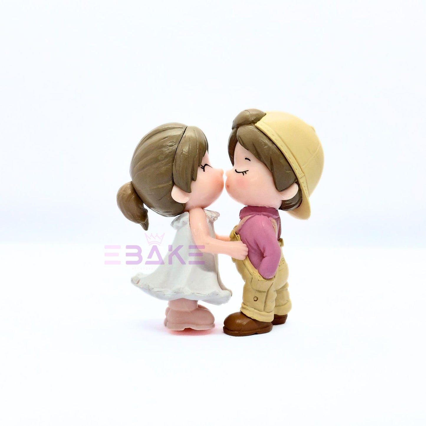 Cute Couple Figurine