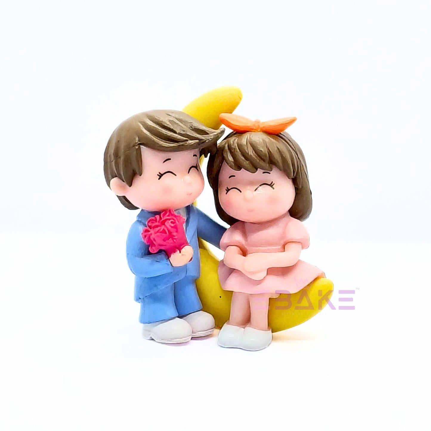 Cute Couple Figurine