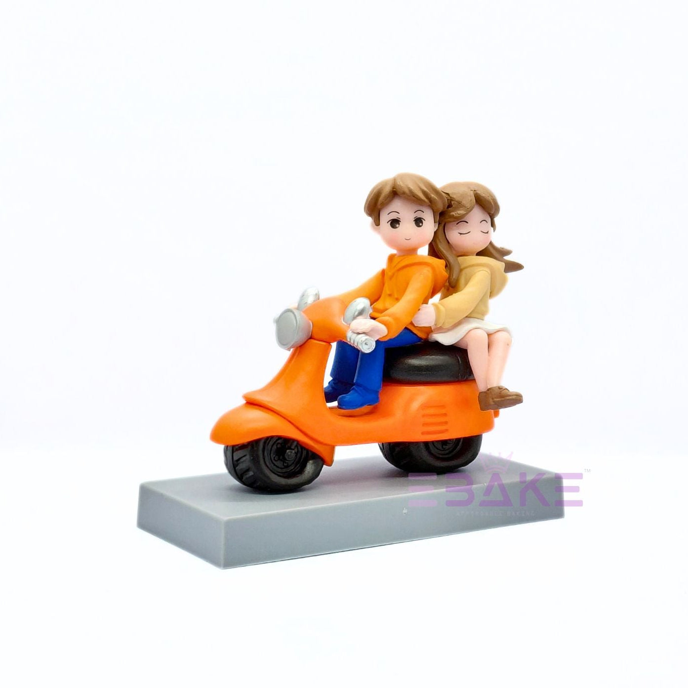 Cute Couple Figurine