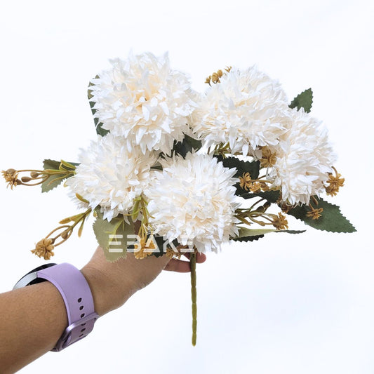 A1564 White Dahlia Bunch With Fillers