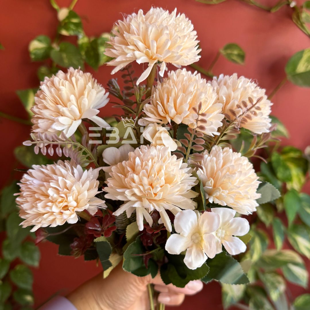 A1227 Light Peach Dahlia Bunch With Fillers (7 Dahlias With Fillers)