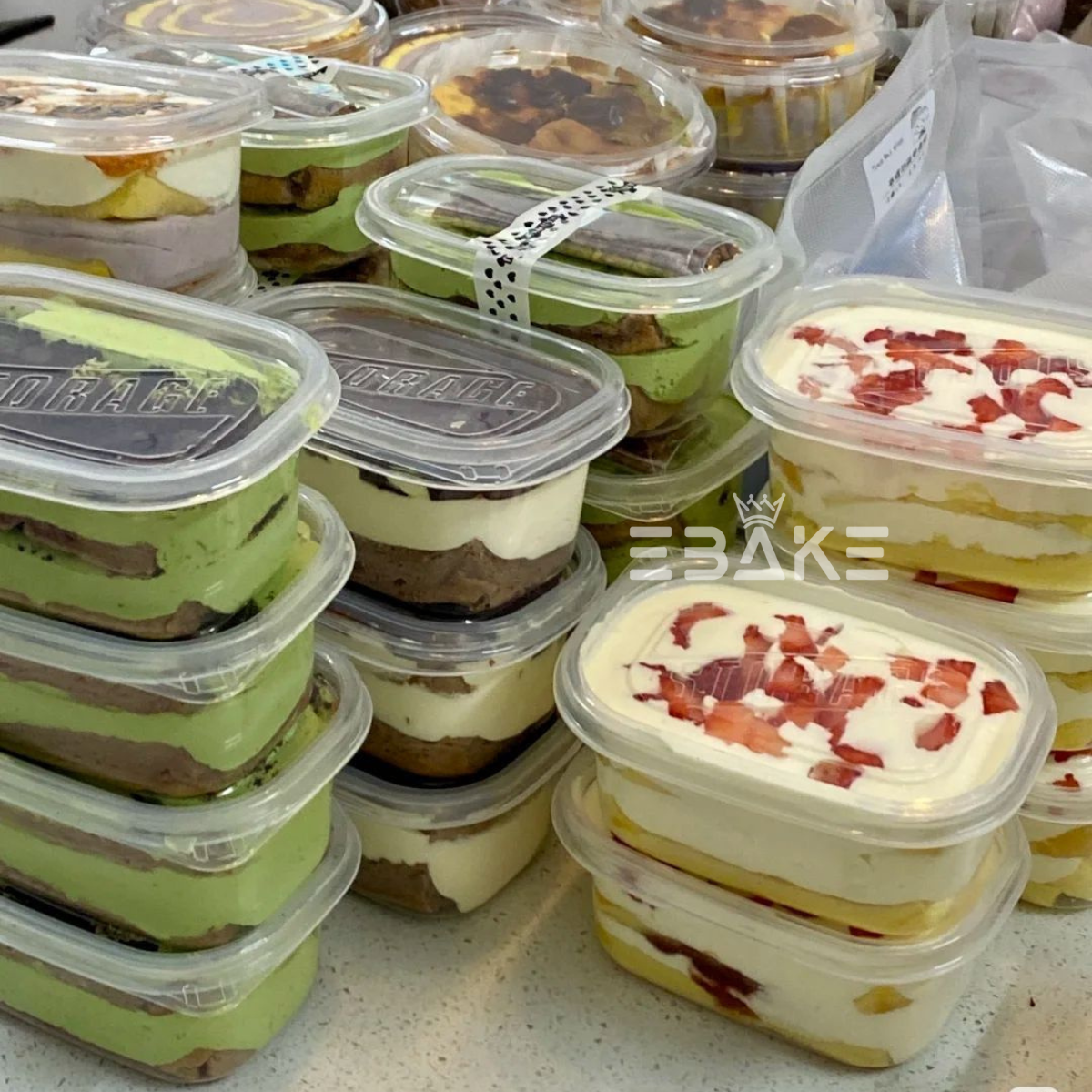 Oval PET Plastic Disposable Clear Container With Lid For Desserts