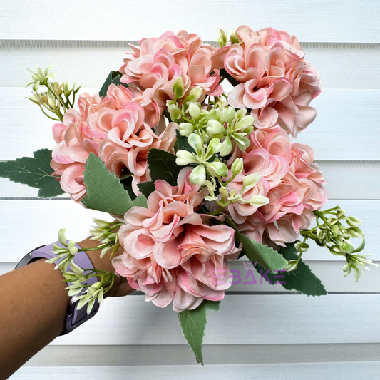 Small Hydrangea Bunch With Fillers A873